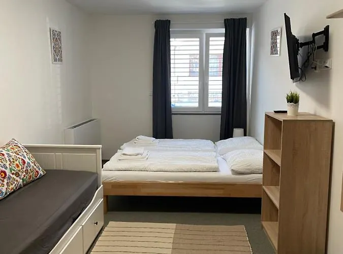 Slunce Gæstehus 3*