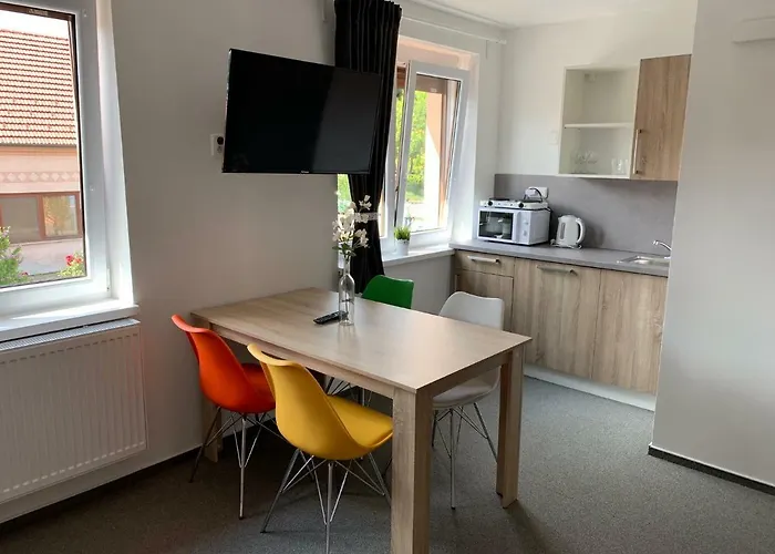 Mikulov Inn - Apartments Slunce 3*